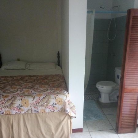 Hotel Lulu Beach Corn Island Exterior foto