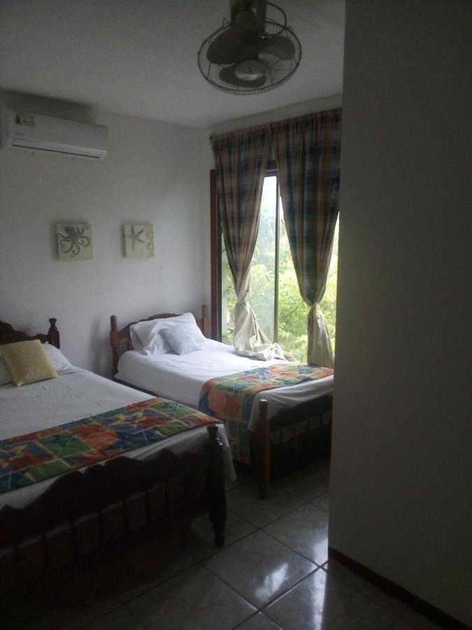 Hotel Lulu Beach Corn Island Exterior foto